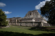 Temple of the Iguana at Uxmal Ruins - uxmal mayan ruins,uxmal mayan temple,mayan temple pictures,mayan ruins photos